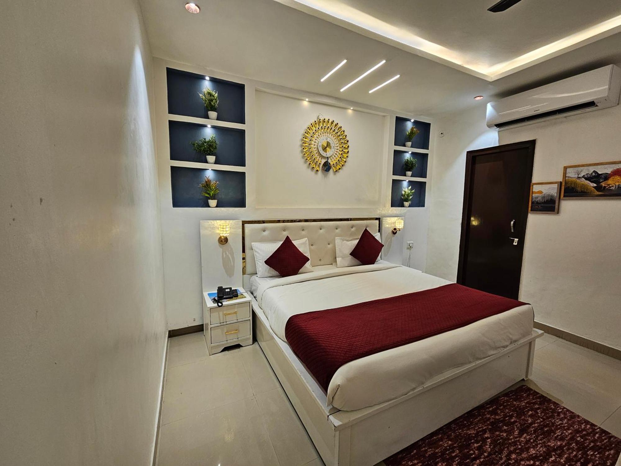 Elegance Resort Vrindāvan 외부 사진