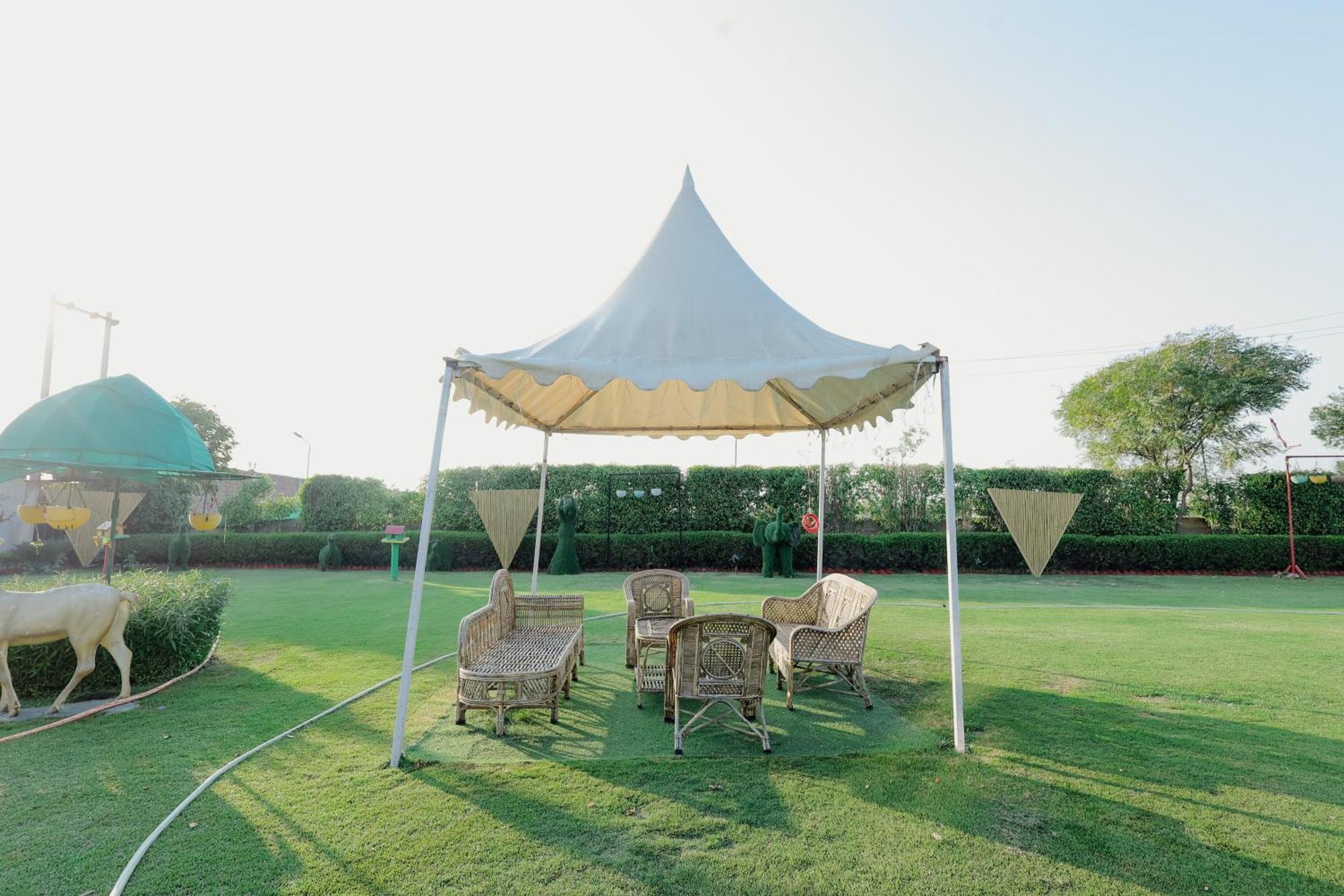 Elegance Resort Vrindāvan 외부 사진
