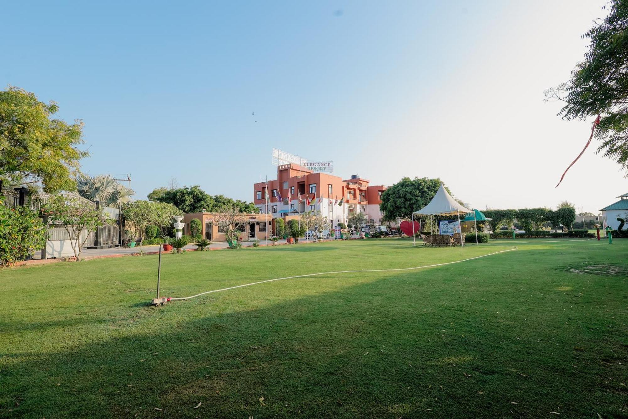 Elegance Resort Vrindāvan 외부 사진