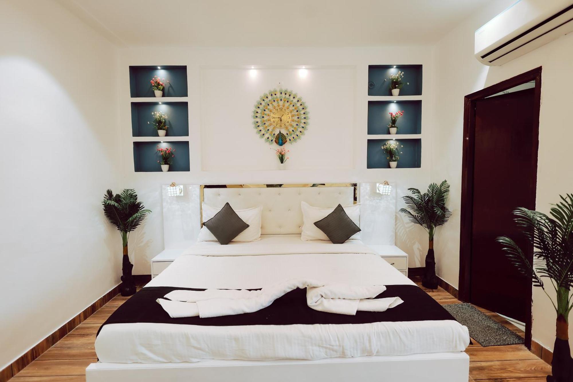 Elegance Resort Vrindāvan 외부 사진